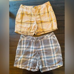 Novara REI Women’s Plaid Shorts - Tan and Gray/Set